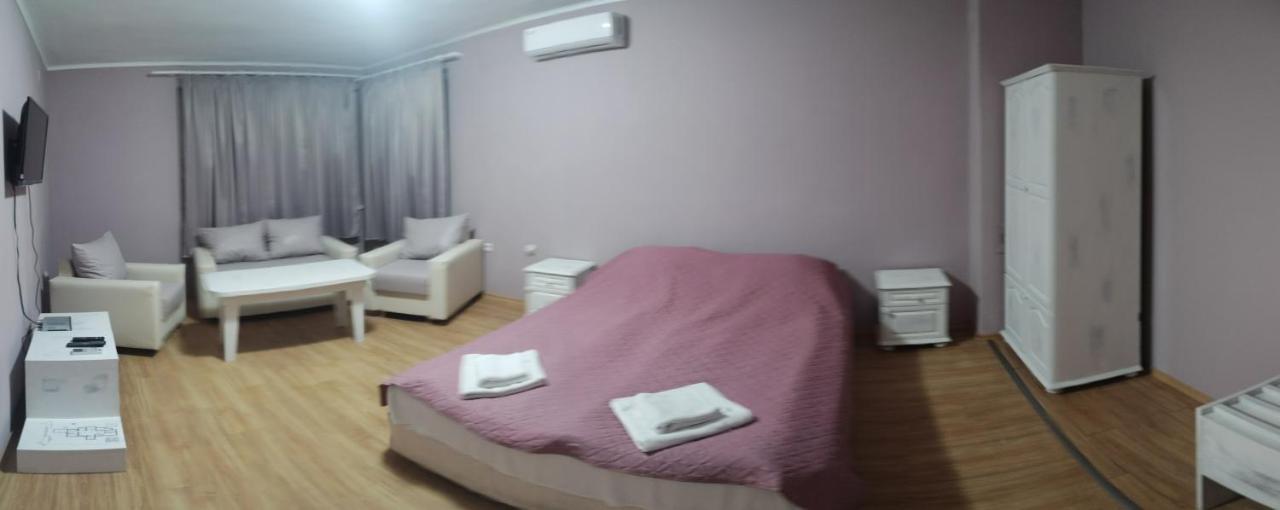 Хотел Тримата Мускетари Varna Exterior foto